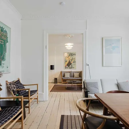 Bright & Charming 3-room Apartment Kopenhagen