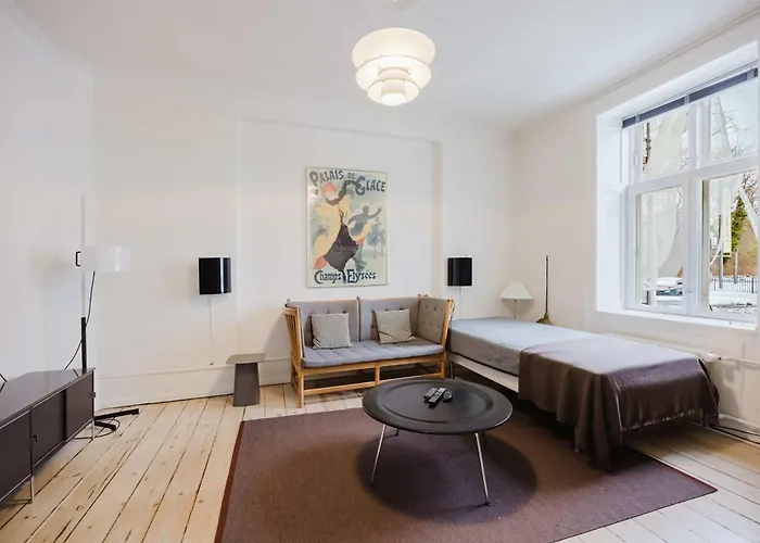 Bright & Charming 3-room Apartment