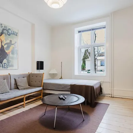 Bright & Charming 3-room Lägenhet