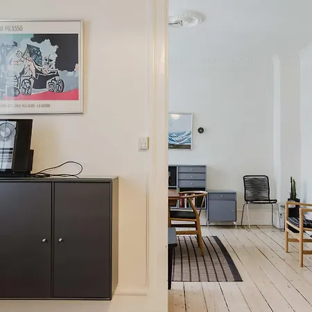 شقة Bright & Charming 3-room كوبنهاجن